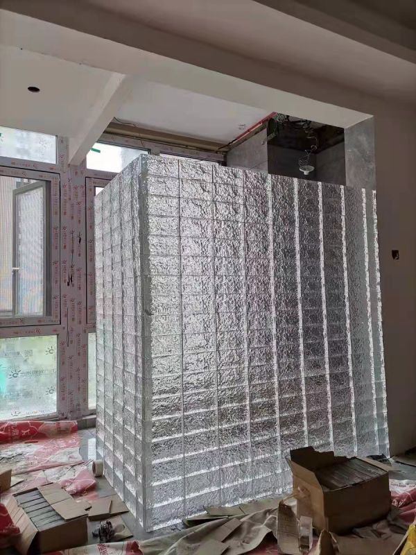 玻璃砖怎么施工才更牢固 空心玻璃砖生产工艺流程